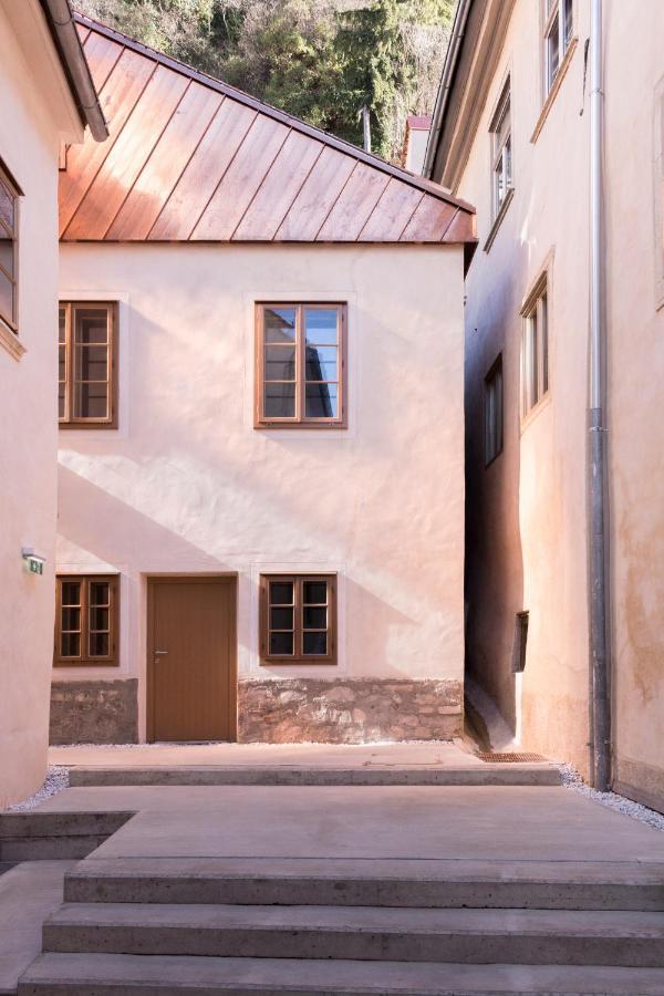 Kai 36 - Hotel Zwischen Fels Und Fluss Graz Eksteriør billede The house of the poet in Chania