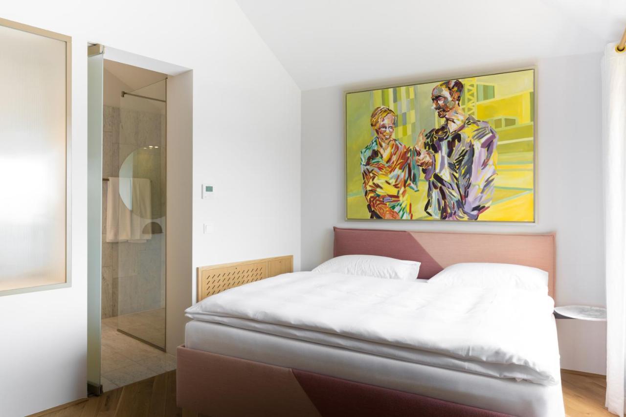Kai 36 - Hotel Zwischen Fels Und Fluss Graz Eksteriør billede A bedroom