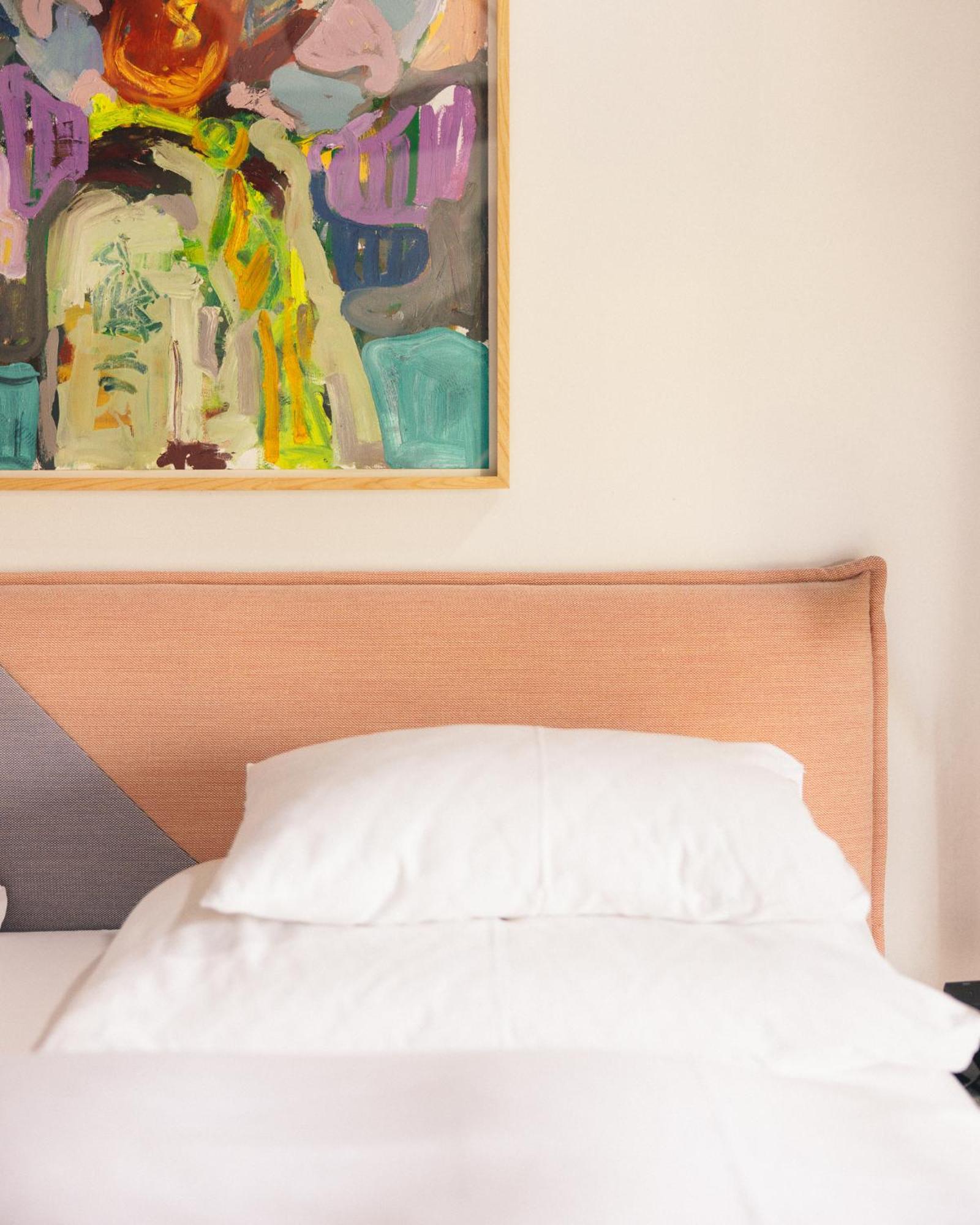 Kai 36 - Hotel Zwischen Fels Und Fluss Graz Eksteriør billede A body pillow